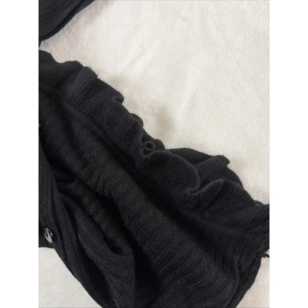 Accent Ribbed‎ Knit Cardigan Poncho Ruffled hem Functional Buttons Draped Wrap